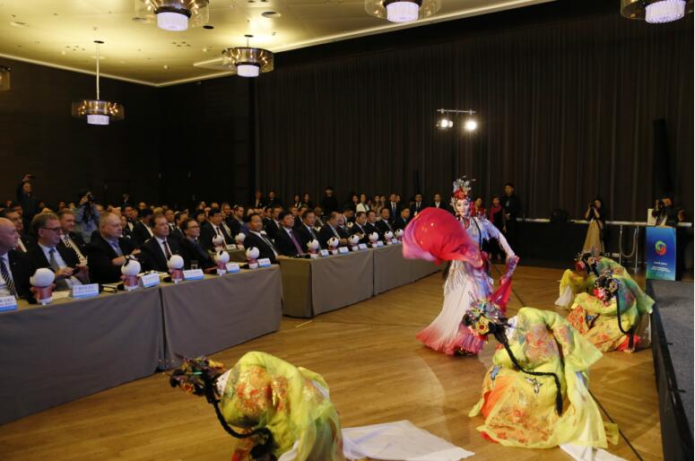 集团党委书记、董事长任丁率团赴荷兰、德国、以色列调查