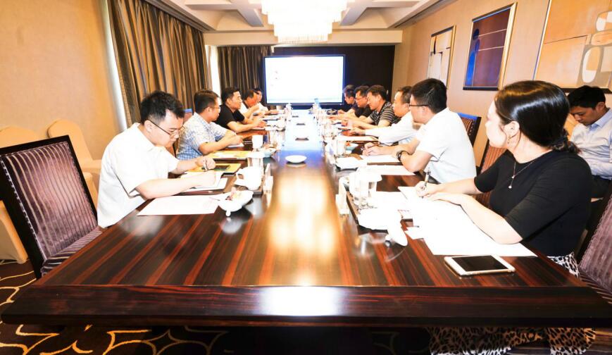 壹定发集团与中国游览集团西南区域总部互换座谈