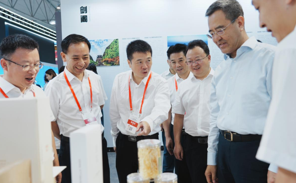 9c4638fb-2e7f-42da-b53b-674a3e035576