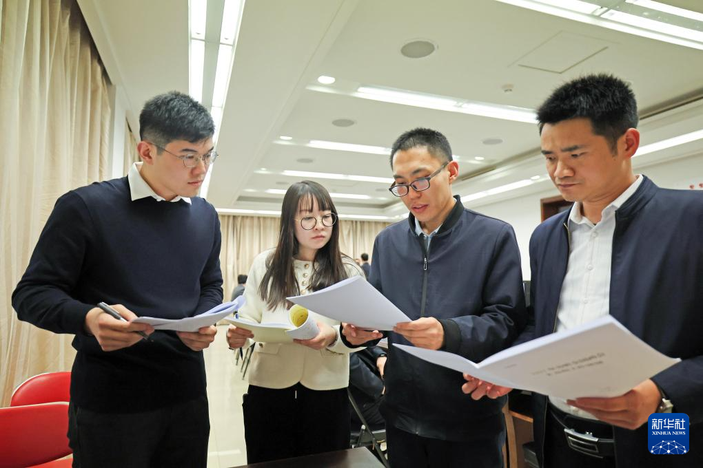 听民气 汇民智丨倾力打造沟通互换“直通车”，2025年旁听全国两会工作这样发展