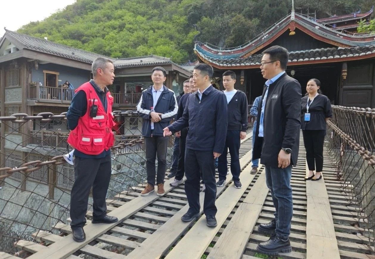 f8f79c74-bd6a-4518-8480-beec447f5dcf