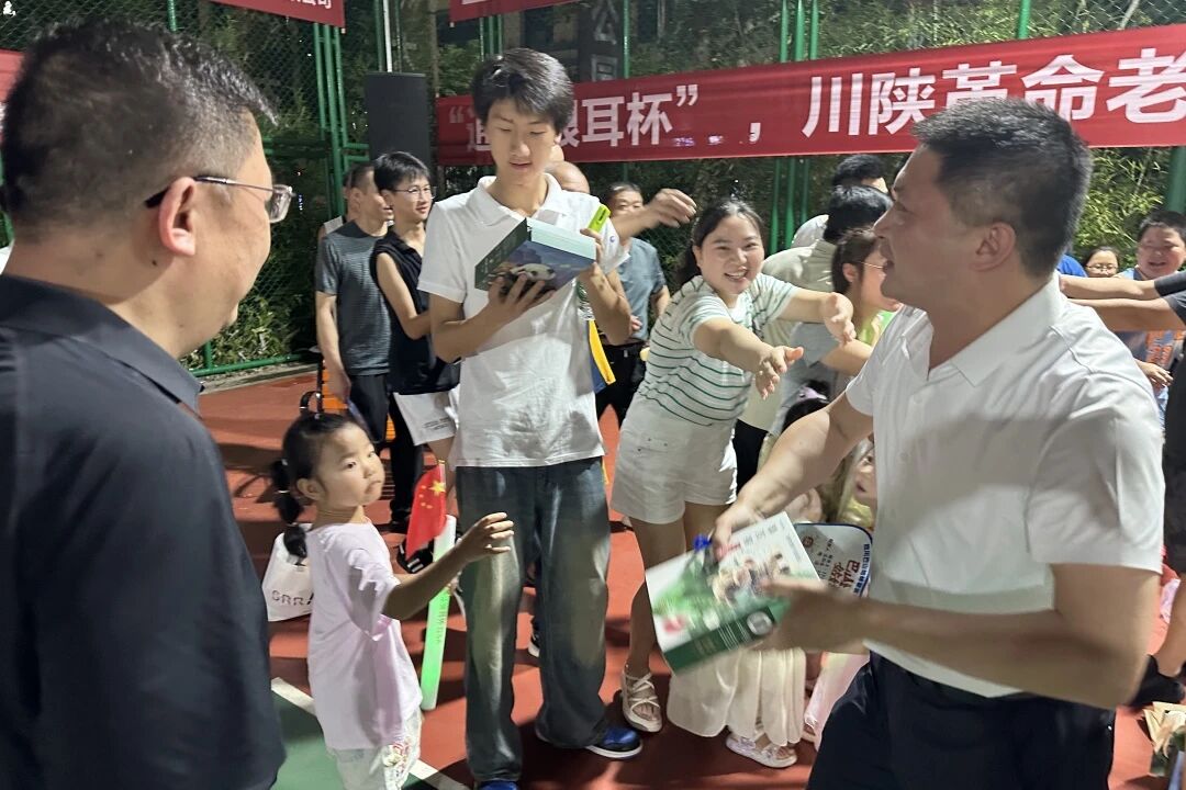 b5aafc61-624c-4f46-b12d-936568fa63c2