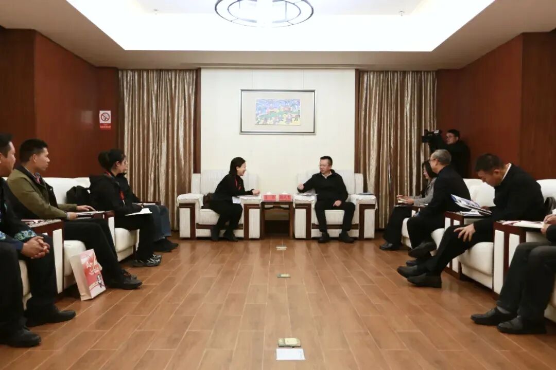 省壹定发集团连华同道率队赴贵州黔东南自治州调查座谈